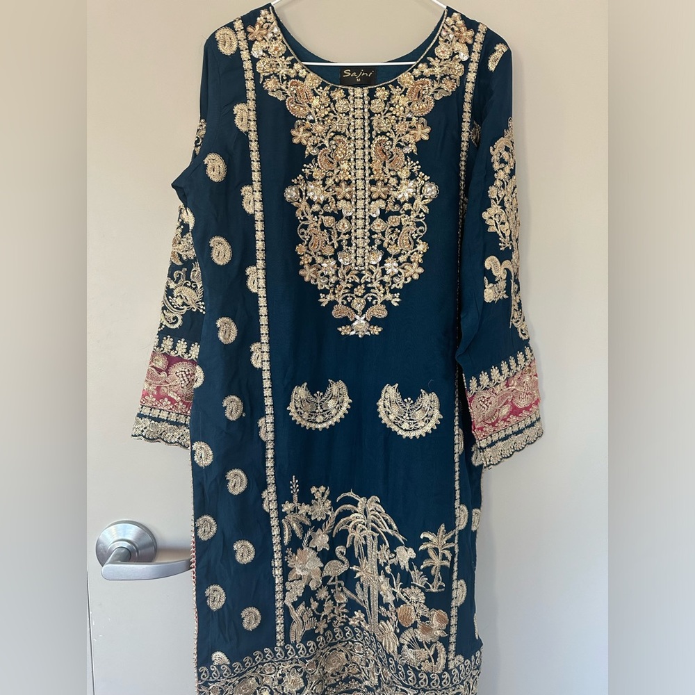 Blue and pink color dress with medium size good in condition